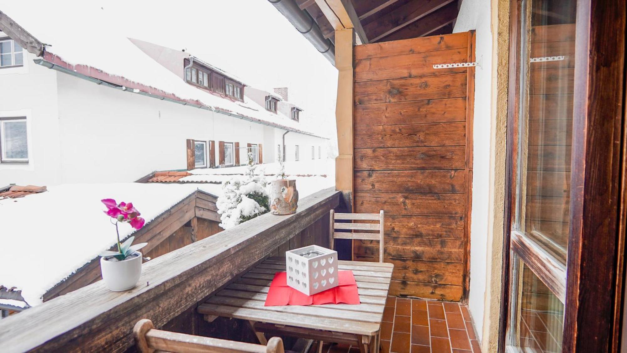 Landgasthof Zum Papyrer - Erholung Im Urlaubsgebiet Lenggries Ruang foto